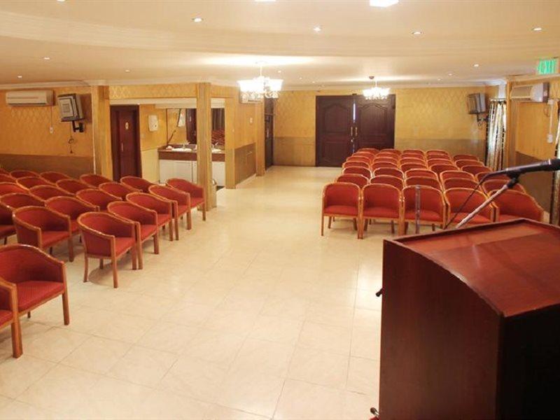 Gulf Horizon Hotel Doha Exterior photo